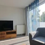 T2 Charmant, Spacieux Parking Prive Tram Et Metro *