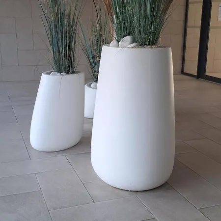 T2 Charmant, Spacieux Parking Privé Tram Et Metro *